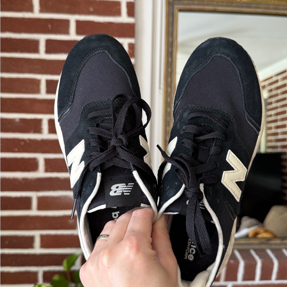 New Balance X70 Black and Cream Athletic Sneakers Brand New - Picture 15 of 15